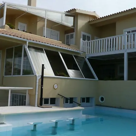 Sea House With Pool Near Ericeira's Great Surf Spots * Ribamar (Torres Vedras)