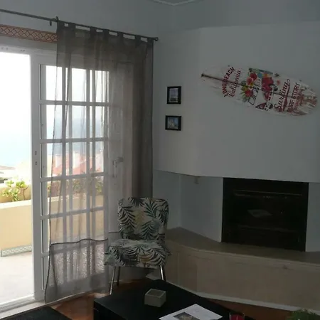 Daire Sea House With Pool Near Ericeira's Great Surf Spots